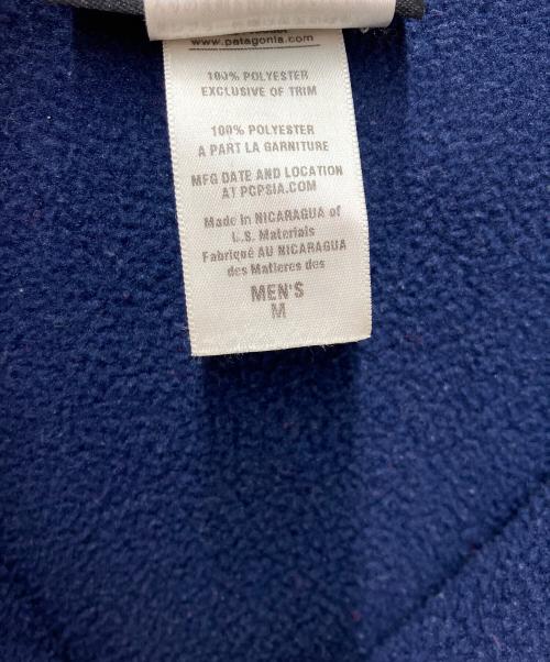 Patagonia（パタゴニア）Patagonia (パタゴニア) フリースジャケット レッド×ネイビー サイズ:Mの古着・服飾アイテム