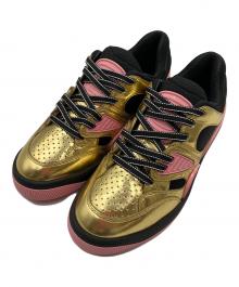 GUCCI（グッチ）の古着「BASKET LOW レザーローカットスニーカー」｜ゴールド×ピンク