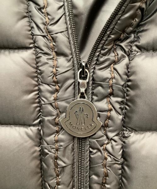 MONCLER（モンクレール）MONCLER (モンクレール) ダウンコート ブラウン サイズ:SIZE 0の古着・服飾アイテム