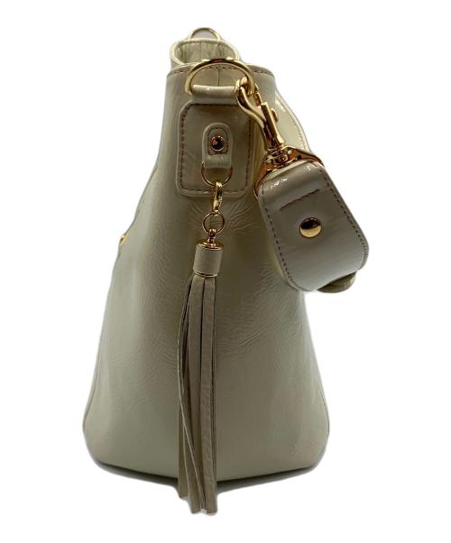 ATAO（アタオ）ATAO (アタオ) ハンドバッグ ホワイトの古着・服飾アイテム