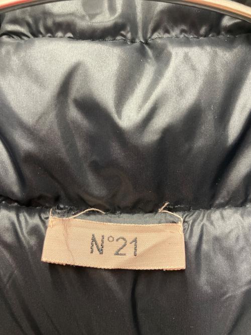 N°21 numero ventuno（ヌメロヴェントゥーノ）N°21 numero ventuno (ヌメロヴェントゥーノ) 中綿ジャケット ブラック サイズ:SIZE 16の古着・服飾アイテム