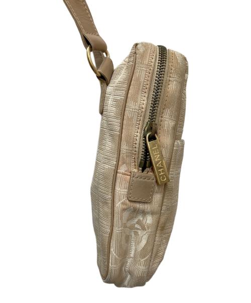 CHANEL（シャネル）CHANEL (シャネル) ショルダーバッグ ブラウンの古着・服飾アイテム