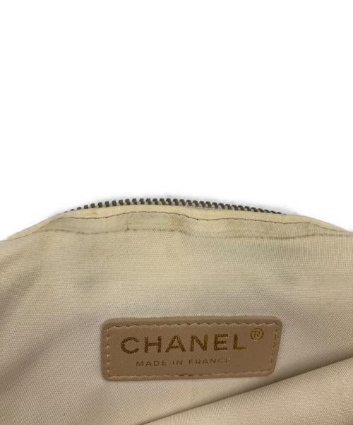 CHANEL（シャネル）CHANEL (シャネル) ショルダーバッグ ブラウンの古着・服飾アイテム