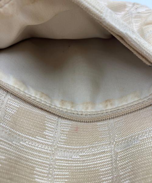 CHANEL（シャネル）CHANEL (シャネル) ショルダーバッグ ブラウンの古着・服飾アイテム