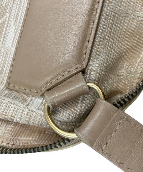 CHANEL（シャネル）CHANEL (シャネル) ショルダーバッグ ブラウンの古着・服飾アイテム