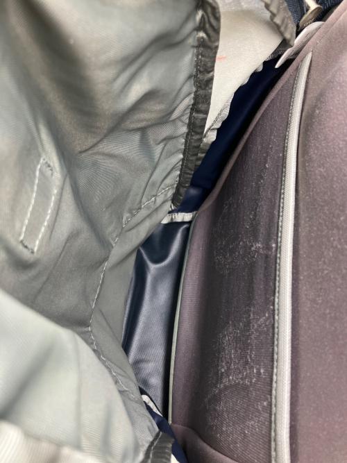 THE NORTH FACE（ザ ノース フェイス）THE NORTH FACE (ザ ノース フェイス) デイパック Hot Shot CL（ホットショット クラシック） ネイビーの古着・服飾アイテム