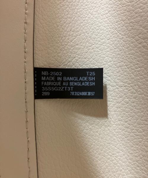 MICHAEL KORS（マイケル・コース）MICHAEL KORS (マイケル・コース) トートバッグ ホワイトの古着・服飾アイテム