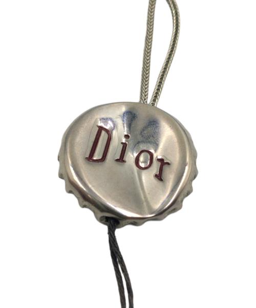 Dior（ディオール）Dior (ディオール) ボトルキャップモチーフチャーム シルバーの古着・服飾アイテム