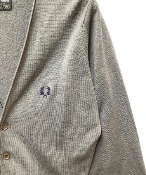 FRED PERRY（フレッドペリー）FRED PERRY (フレッドペリー) 薄手カーディガン グレー サイズ:38の古着・服飾アイテム