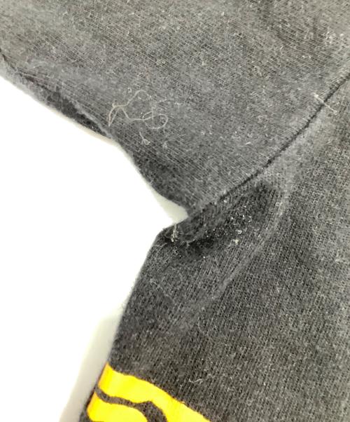 BLACK COMME des GARCONS（ブラックコムデギャルソン）BLACK COMME des GARCONS (ブラックコムデギャルソン) プリントTシャツ ブラック×イエロー サイズ:XLの古着・服飾アイテム