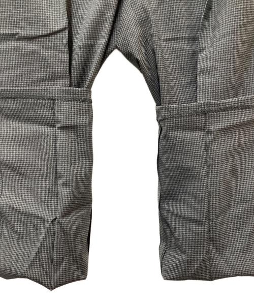 PT01（ピーティーゼロウーノ）PT01 (ピーティーゼロウーノ) スラックス グレー サイズ:48 未使用品の古着・服飾アイテム
