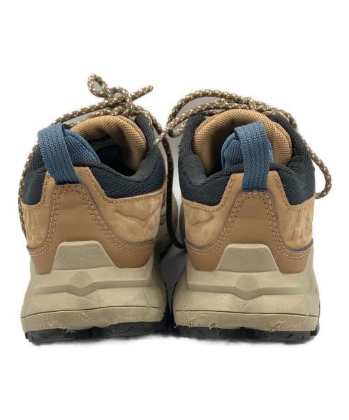 HOKAONEONE（ホカオネオネ）HOKAONEONE (ホカオネオネ) スニーカー　W ANACAPA LOW GTX（W アナカパロー GTX) ベージュ サイズ:SIZE 23.5cmの古着・服飾アイテム