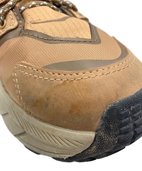 HOKAONEONE（ホカオネオネ）HOKAONEONE (ホカオネオネ) スニーカー　W ANACAPA LOW GTX（W アナカパロー GTX) ベージュ サイズ:SIZE 23.5cmの古着・服飾アイテム