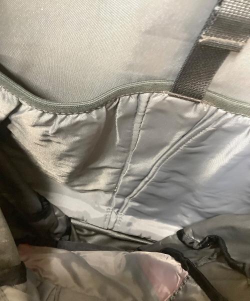 THE NORTH FACE（ザ ノース フェイス）THE NORTH FACE (ザ ノース フェイス) リュック グレー×レッドの古着・服飾アイテム
