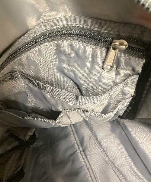 THE NORTH FACE（ザ ノース フェイス）THE NORTH FACE (ザ ノース フェイス) リュック グレー×レッドの古着・服飾アイテム