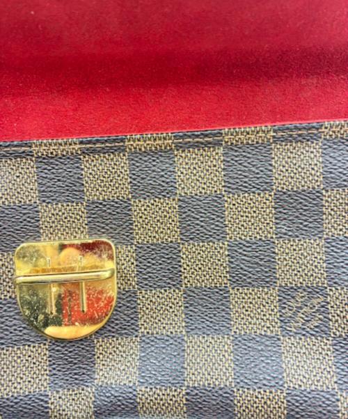 LOUIS VUITTON（ルイ ヴィトン）LOUIS VUITTON (ルイ ヴィトン) ショルダーバッグ ブラウンの古着・服飾アイテム