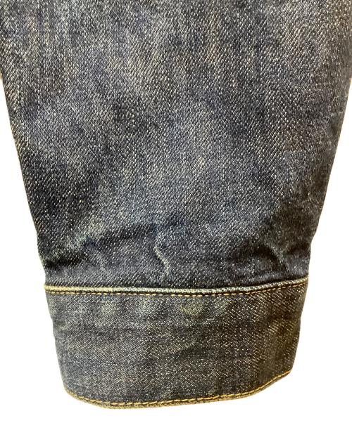 LEVI'S（リーバイス）LEVI'S (リーバイス) デニムジャケット ネイビー サイズ:SIZE 42の古着・服飾アイテム