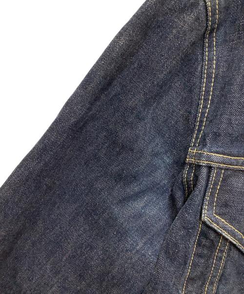 LEVI'S（リーバイス）LEVI'S (リーバイス) デニムジャケット ネイビー サイズ:SIZE 42の古着・服飾アイテム