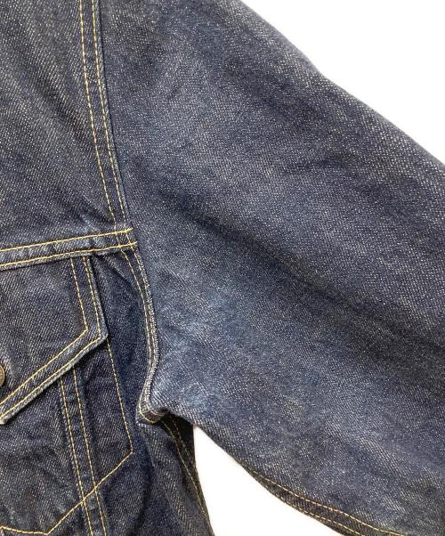 LEVI'S（リーバイス）LEVI'S (リーバイス) デニムジャケット ネイビー サイズ:SIZE 42の古着・服飾アイテム