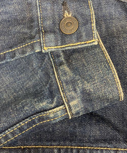 LEVI'S（リーバイス）LEVI'S (リーバイス) デニムジャケット ネイビー サイズ:SIZE 42の古着・服飾アイテム