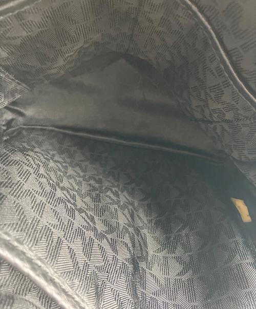 MICHAEL KORS（マイケル・コース）MICHAEL KORS (マイケル・コース) リュック ブラックの古着・服飾アイテム