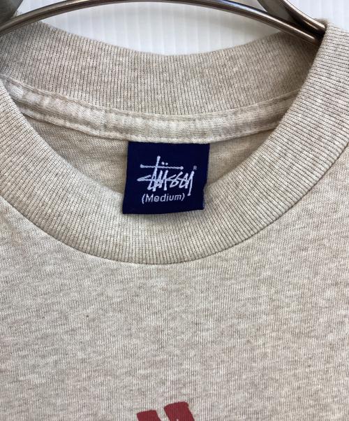 stussy（ステューシー）stussy (ステューシー) プリントTシャツ ベージュ サイズ:SIZE Mの古着・服飾アイテム