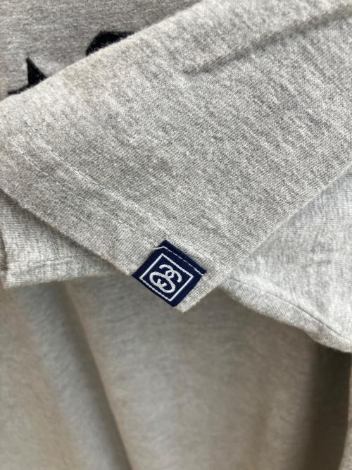 stussy（ステューシー）stussy (ステューシー) ワンポイント刺繍Tシャツ グレー サイズ:Mの古着・服飾アイテム