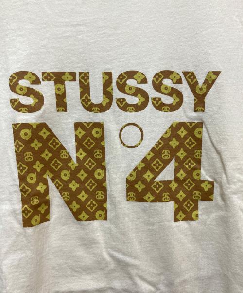 stussy（ステューシー）stussy (ステューシー) プリントTシャツ N°4モノグラムロゴ ホワイト サイズ:LARGEの古着・服飾アイテム