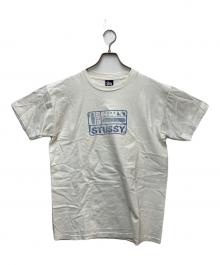 stussy（ステューシー）の古着「プリントTシャツ プラモデルプリント」｜ホワイト