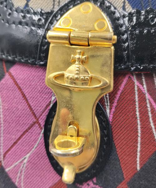 Vivienne Westwood（ヴィヴィアンウエストウッド）Vivienne Westwood (ヴィヴィアンウエストウッド) アーガイルヤスミンバッグ マルチカラーの古着・服飾アイテム