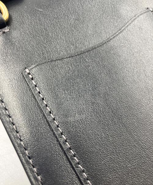 COACH（コーチ）COACH (コーチ) ターンロック フォーン クロスボディ・レキシー プリント ブラックの古着・服飾アイテム