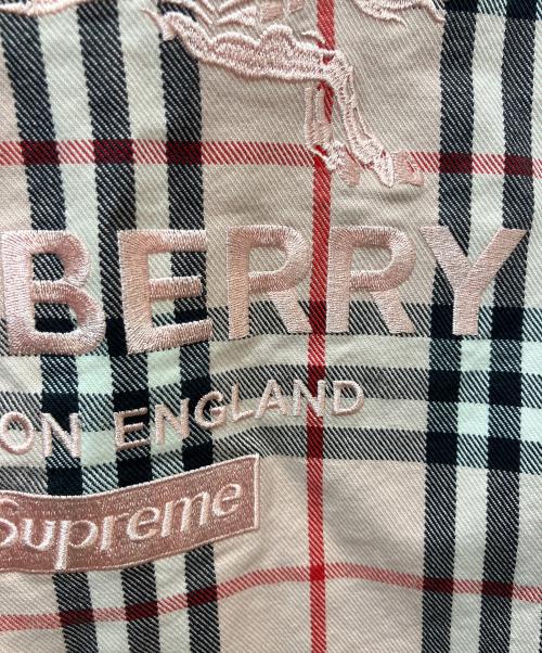 BURBERRY（バーバリー）BURBERRY (バーバリー) SUPREME (シュプリーム) DENIM TRUCKER JACKET ピンク サイズ:Mの古着・服飾アイテム