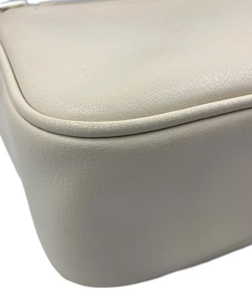 MARC JACOBS（マークジェイコブス）MARC JACOBS (マークジェイコブス) DTM FLASH CROSSBODY アイボリーの古着・服飾アイテム