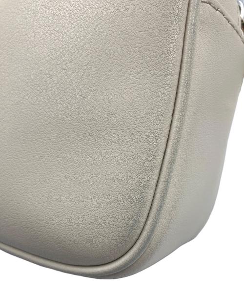 MARC JACOBS（マークジェイコブス）MARC JACOBS (マークジェイコブス) DTM FLASH CROSSBODY アイボリーの古着・服飾アイテム