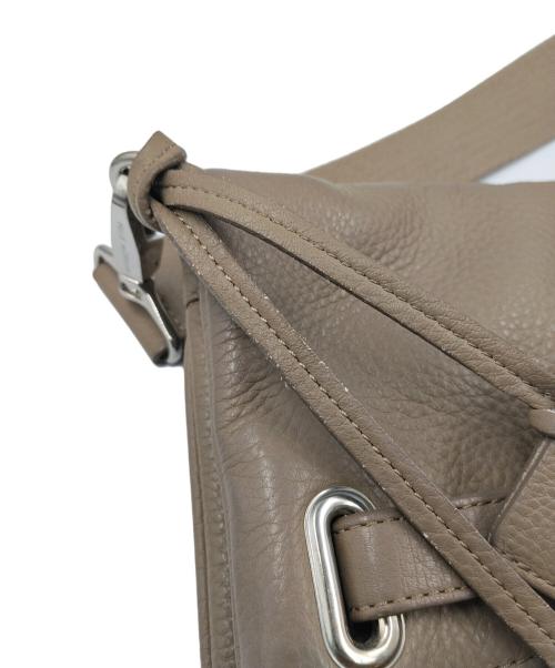 PELLE MORBIDA（ペッレモルビダ）PELLE MORBIDA (ペッレモルビダ) ショルダーバッグ Maiden Voyage ベージュの古着・服飾アイテム