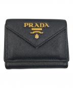 PRADAプラダ）の古着「コンパクトウォレット SAFFIANO METAL」｜ブラック