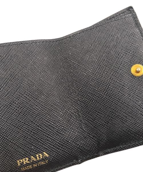 PRADA（プラダ）PRADA (プラダ) コンパクトウォレット SAFFIANO METAL ブラックの古着・服飾アイテム