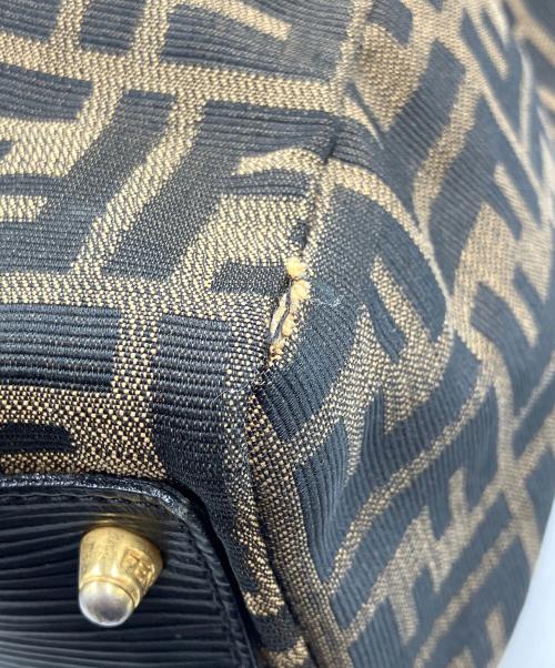 FENDI（フェンディ）FENDI (フェンディ) ズッカ柄2WAYトートバッグ ベージュ×ブラックの古着・服飾アイテム