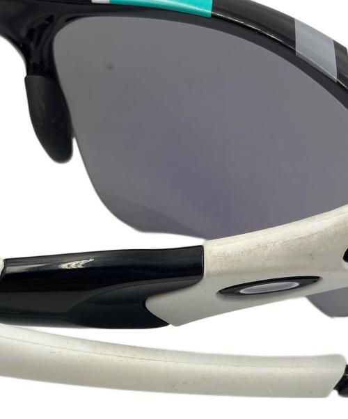 OAKLEY（オークリー）OAKLEY (オークリー) サングラス FLAK JACKET 30th記念モデル ホワイト×ブラック サイズ:63□14-135の古着・服飾アイテム