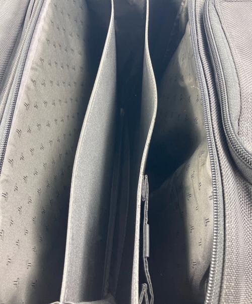 TUMI（トゥミ）TUMI (トゥミ) 2輪キャリーバッグ ブラックの古着・服飾アイテム