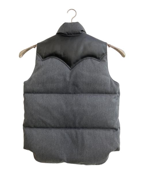 RockyMountainFeatherBed（ロッキーマウンテンフェザーベッド）RockyMountainFeatherBed (ロッキーマウンテンフェザーベッド) ダウンベスト ブラック サイズ:SIZE 40の古着・服飾アイテム
