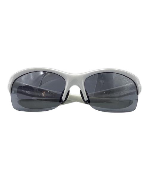 OAKLEY（オークリー）OAKLEY (オークリー) サングラス ホワイトの古着・服飾アイテム