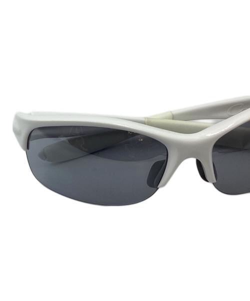 OAKLEY（オークリー）OAKLEY (オークリー) サングラス ホワイトの古着・服飾アイテム
