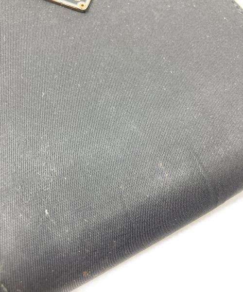 PRADA（プラダ）PRADA (プラダ) ナイロンジップウォレット ブラックの古着・服飾アイテム