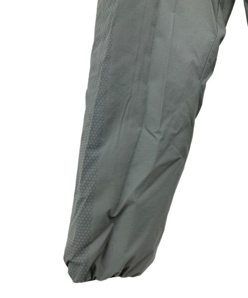 THE NORTH FACE（ザ ノース フェイス）THE NORTH FACE (ザ ノース フェイス) 中綿ジャケット グレー サイズ:SIZE XLの古着・服飾アイテム