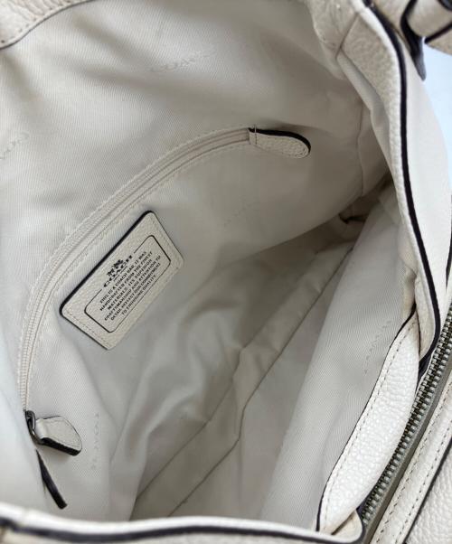 COACH（コーチ）COACH (コーチ) レザートートバッグ ホワイトの古着・服飾アイテム