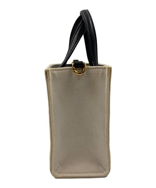 GIVENCHY（ジバンシィ）GIVENCHY (ジバンシィ) 2WAYバッグ G-TOTE MINI ホワイト×ブラックの古着・服飾アイテム