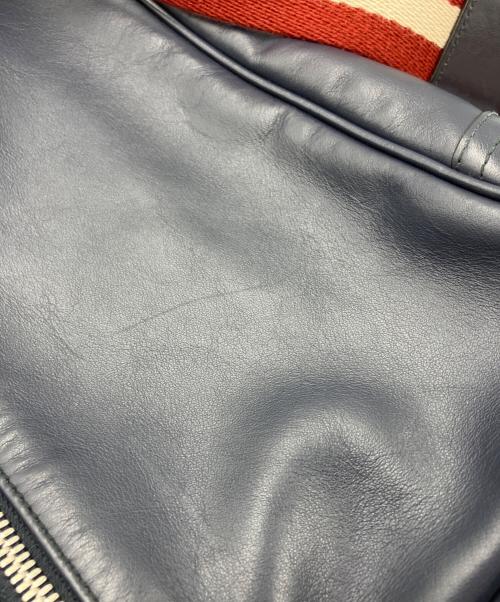 BALLY（バリー）BALLY (バリー) クロスボディーバッグ ネイビー×レッドの古着・服飾アイテム