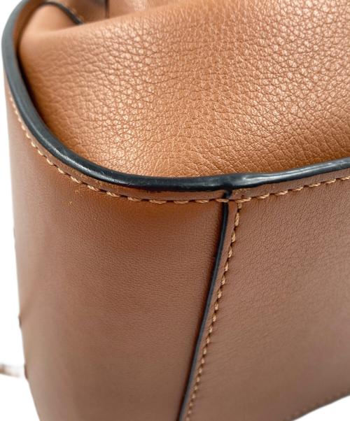 LOEWE（ロエベ）LOEWE (ロエベ) ハンモック ドローストリングミニ タンの古着・服飾アイテム