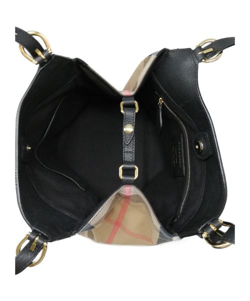 BURBERRY（バーバリー）BURBERRY (バーバリー) ショルダーバッグ ブラック ノヴァチェック 3958975の古着・服飾アイテム